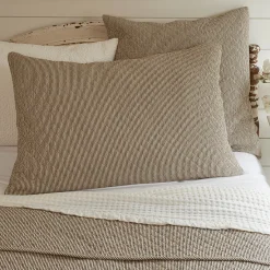 Shams<Taylor Linens Farmhouse Quilted Sham