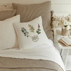 Shams<Taylor Linens Farmhouse Quilted Sham