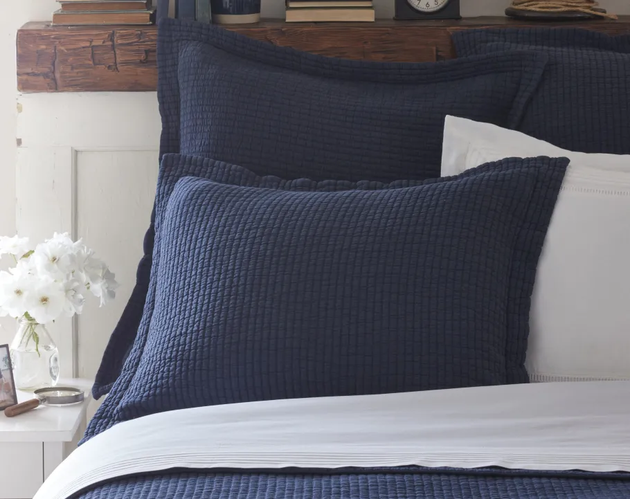 Shams<Taylor Linens Hudson Navy Sham