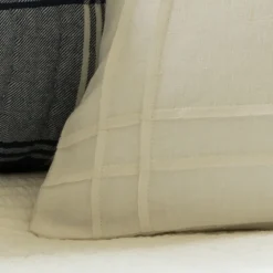 Seaside | Camps & Cottages<Taylor Linens Indigo Whale on White Linen Pillow