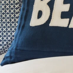 Seaside | Camps & Cottages<Taylor Linens White Beach on Indigo Linen Pillow
